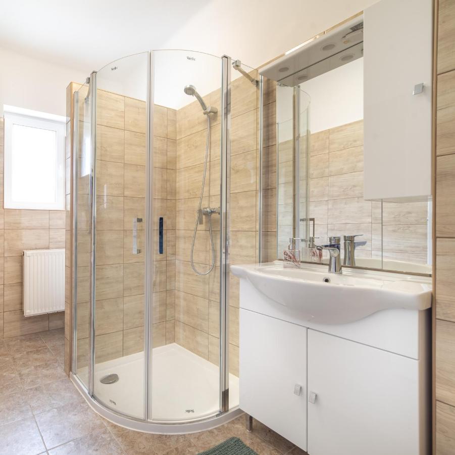 Topaz Apartmanhazak Keszthely Exterior foto